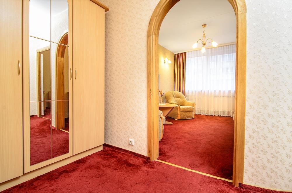 וילנה Hotel Zemaites מראה חיצוני תמונה