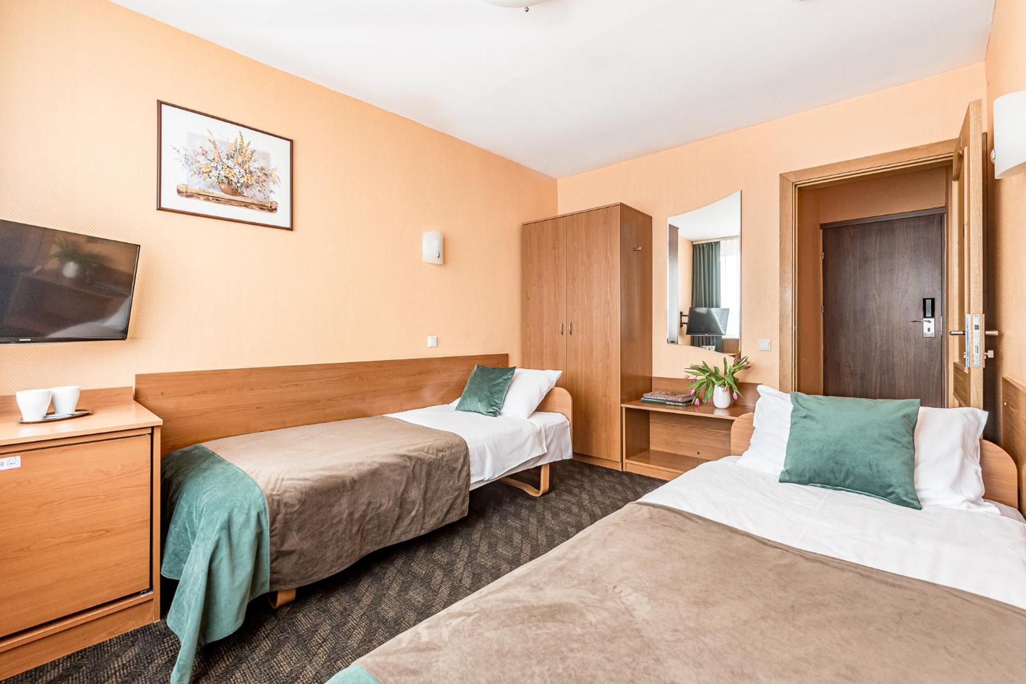 וילנה Hotel Zemaites מראה חיצוני תמונה