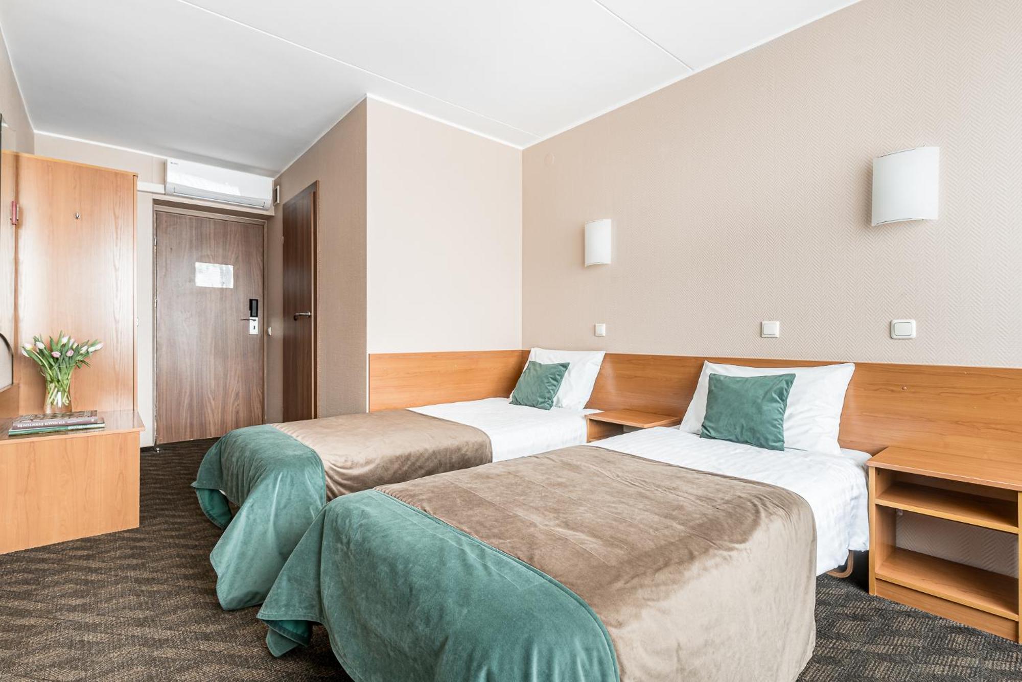 וילנה Hotel Zemaites מראה חיצוני תמונה